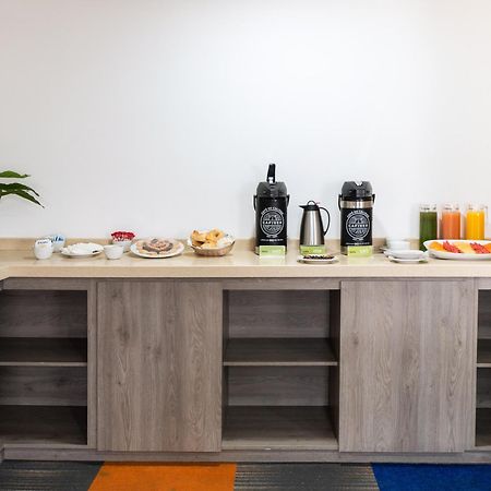 Hotel Bewow Керетаро Екстер'єр фото