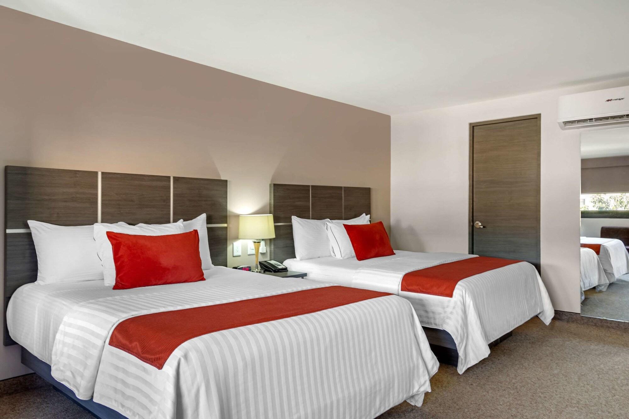 Hotel Bewow Керетаро Екстер'єр фото
