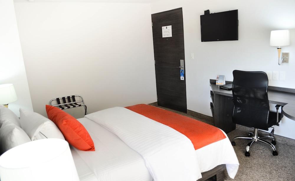 Hotel Bewow Керетаро Екстер'єр фото
